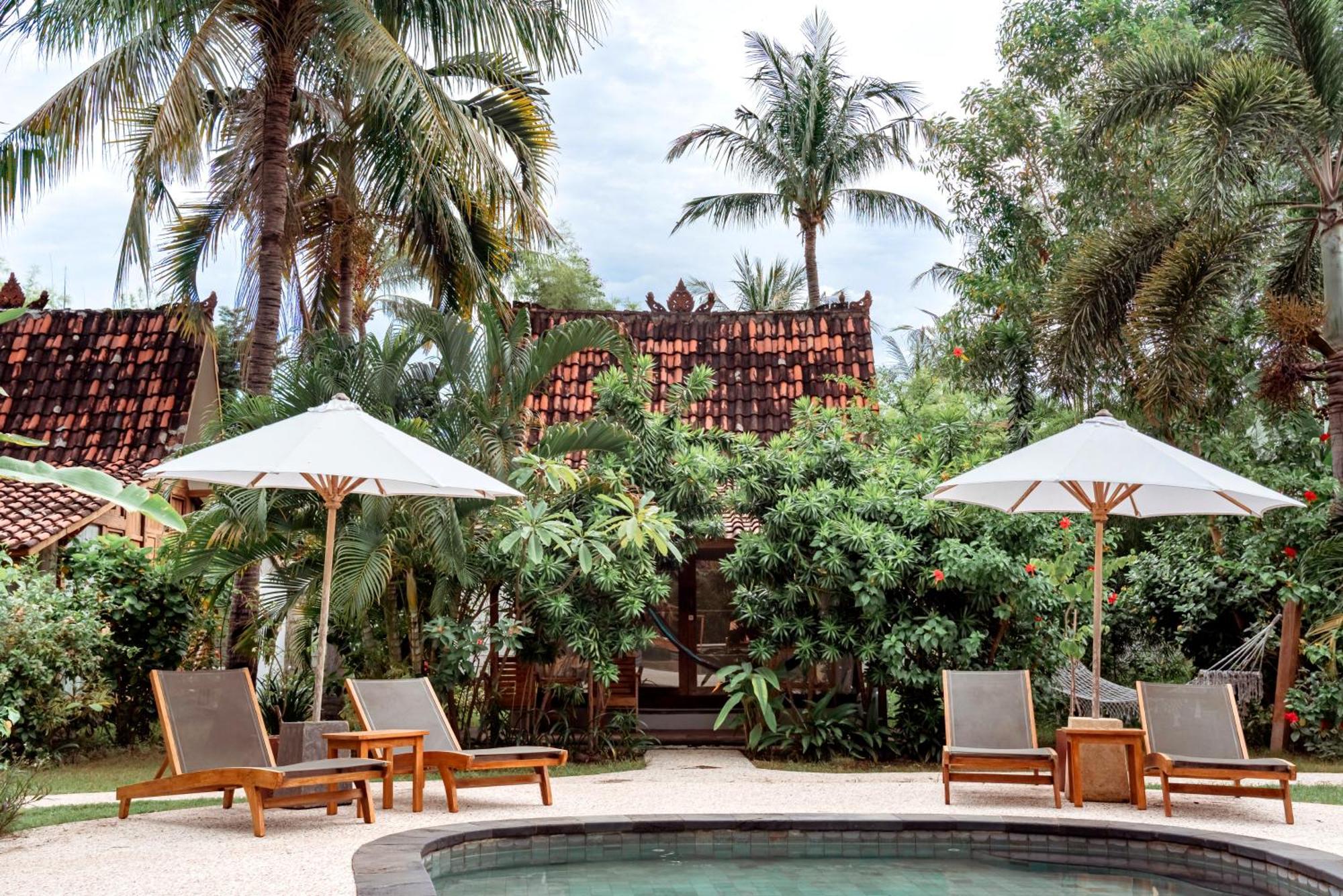 Coconut Garden Resort Джили Трауанган Екстериор снимка