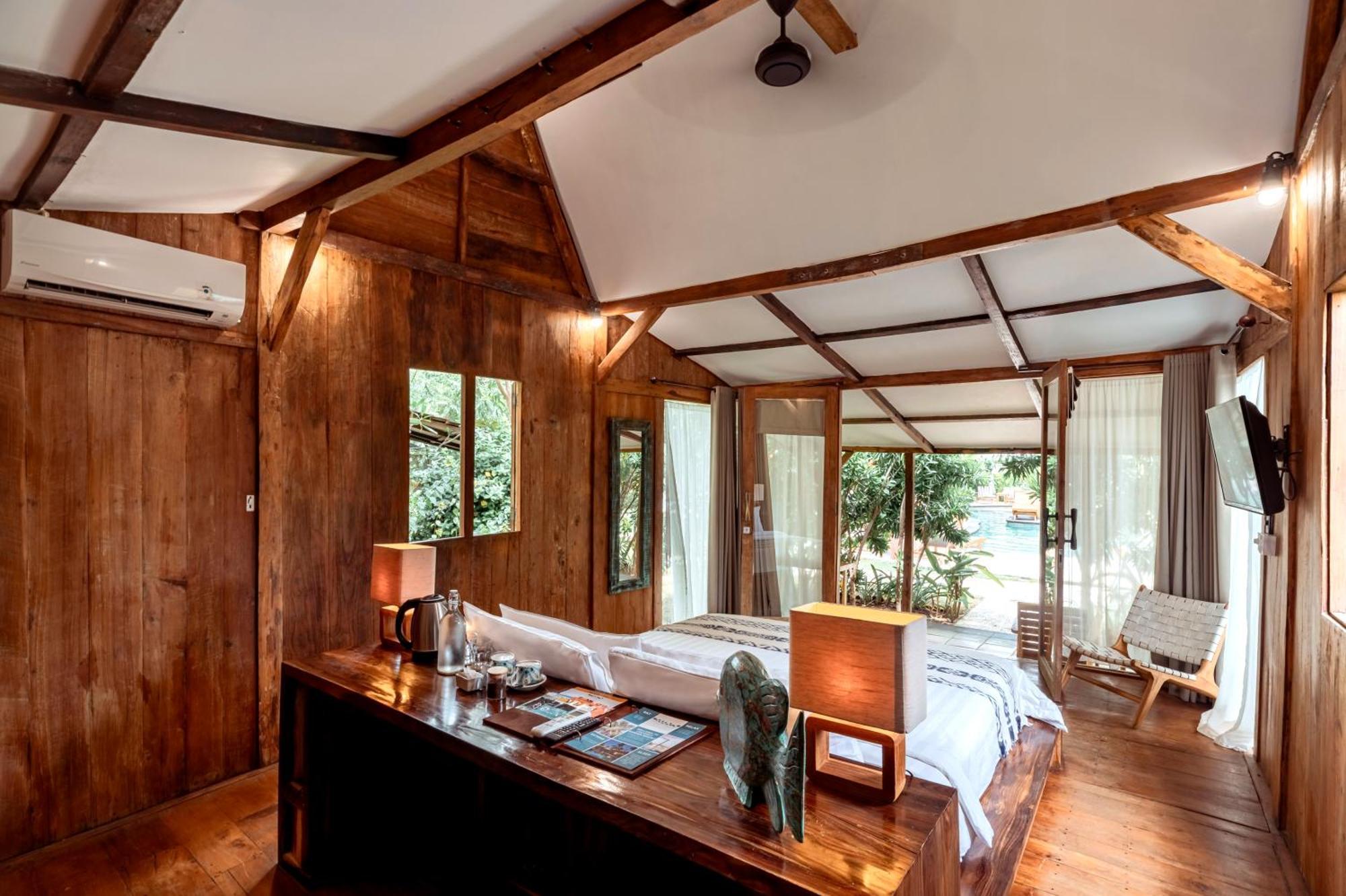 Coconut Garden Resort Джили Трауанган Екстериор снимка