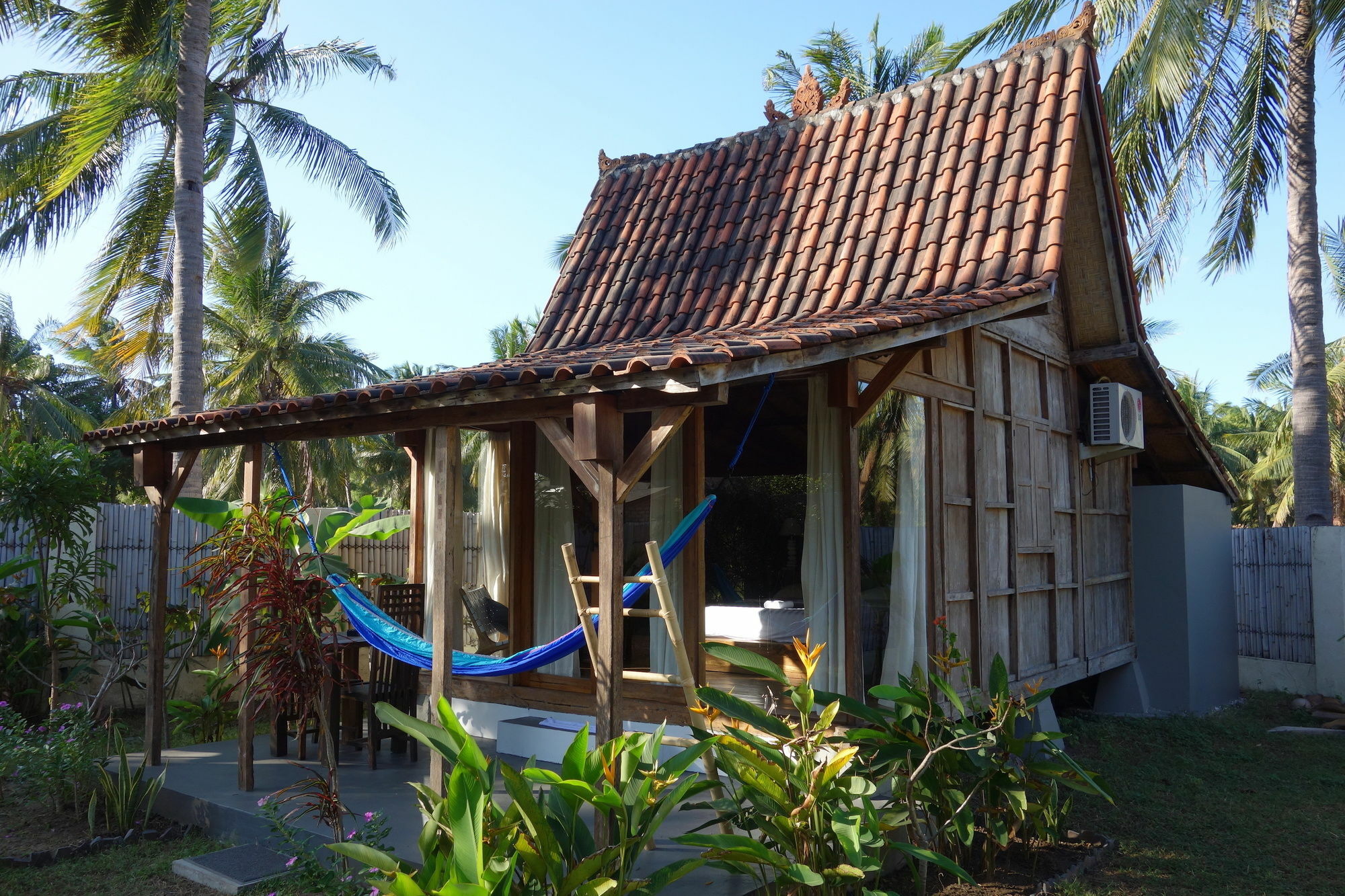 Coconut Garden Resort Джили Трауанган Екстериор снимка